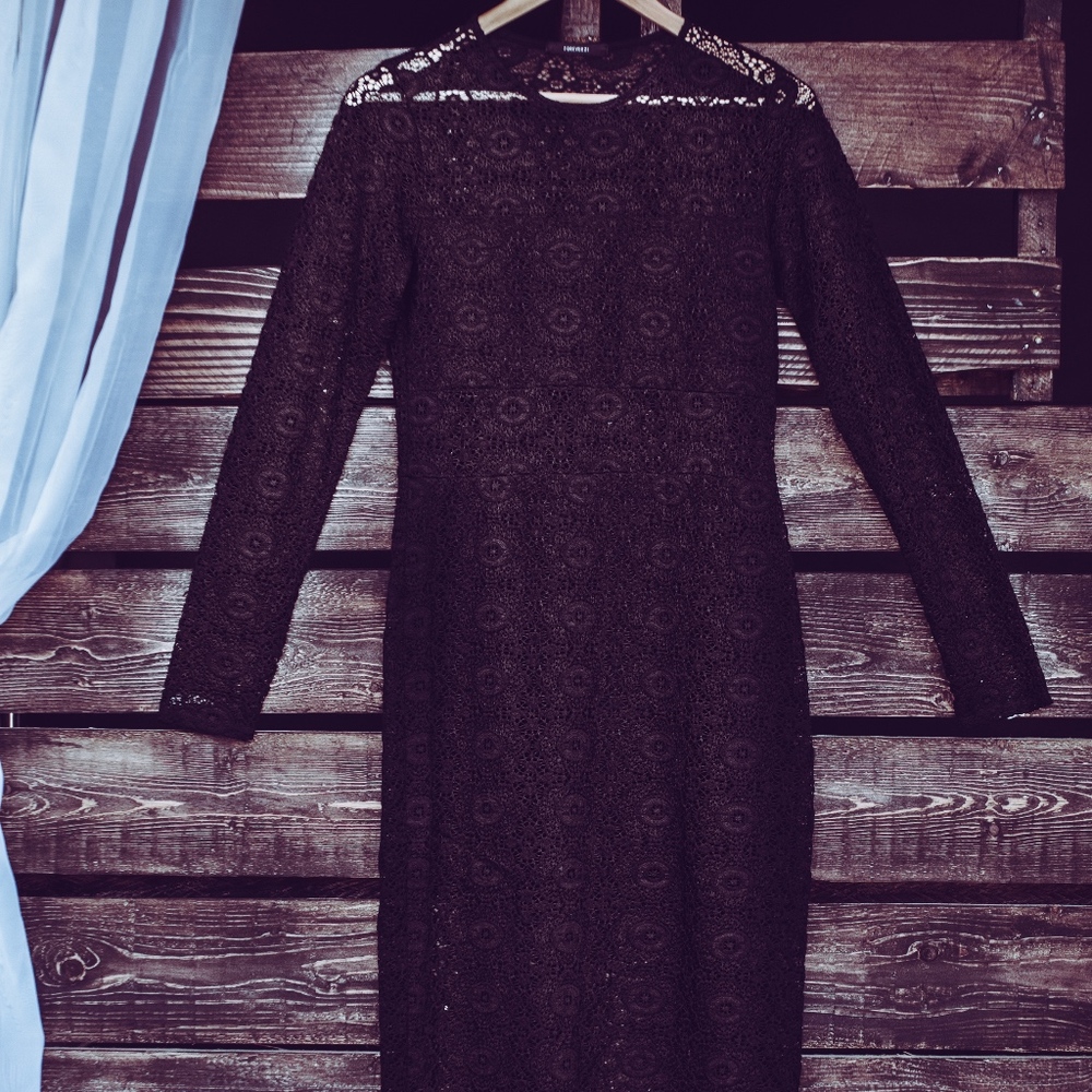 Forever 21 Lace Long Sleeve Dress Size M (B7)